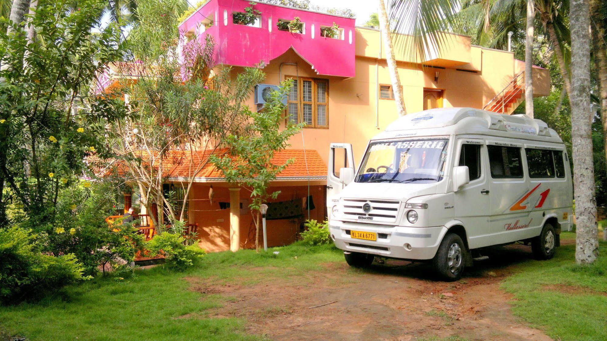 Ganesh House Homestay Kovalam Esterno foto